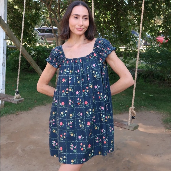 La Maregold - The Ophelia Dress Medium - Picture 3 of 4